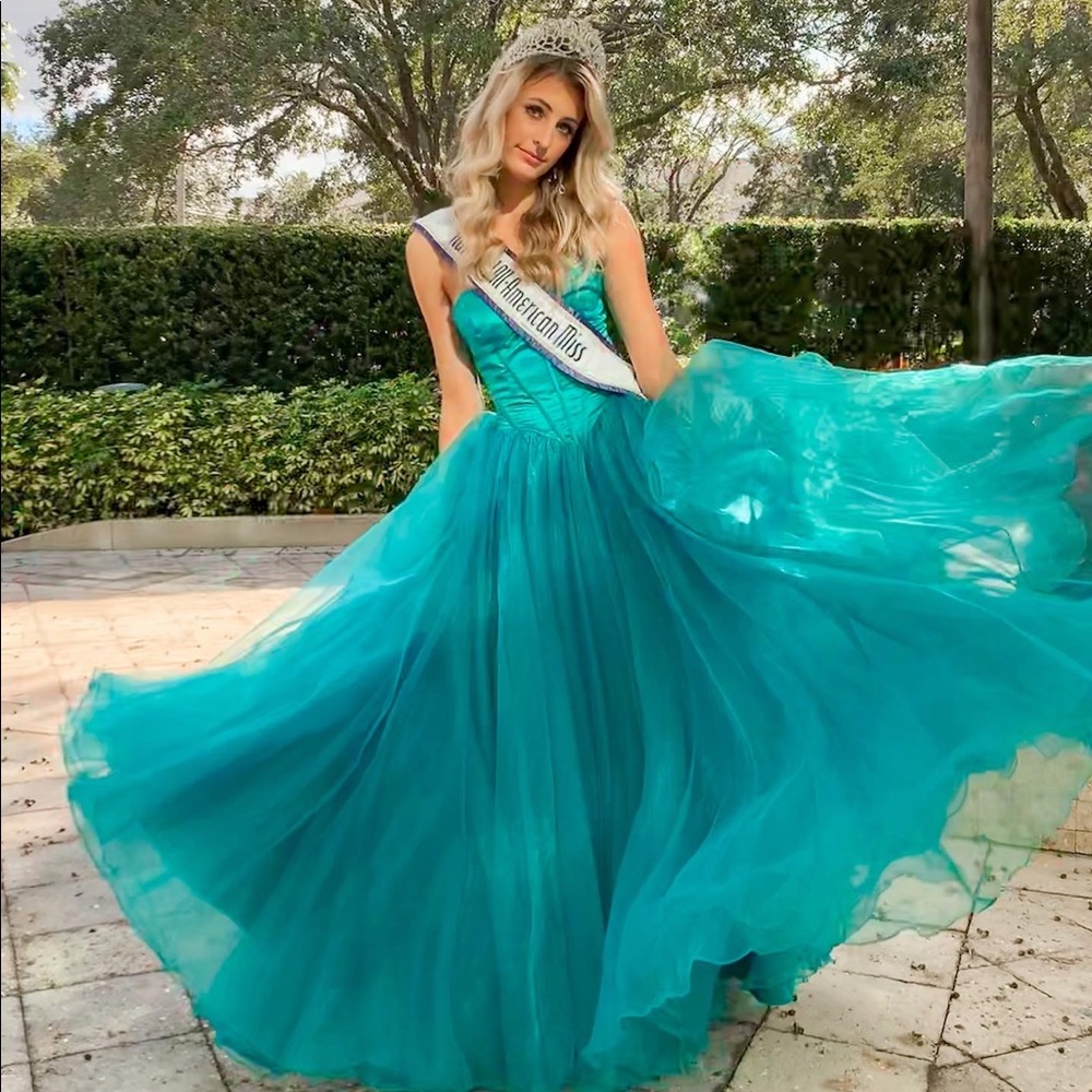 SOLD Sherri Hill Ballgown altered to size 0/2